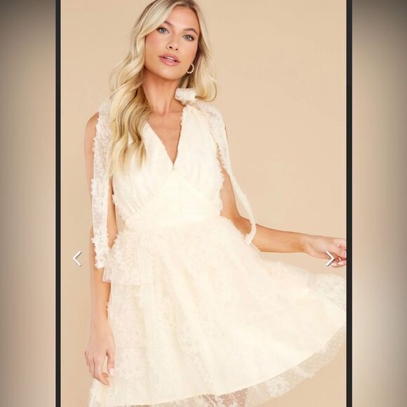Just Me ivory Tulle ruffled dress with ties at the shoulder size M NWOT - Picture 1 of 16